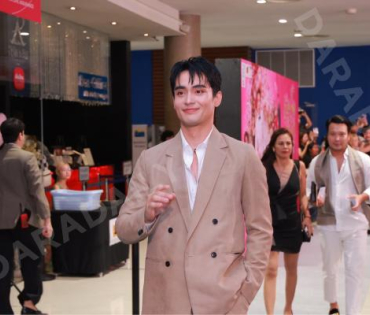 บรรยากาศรอบปฐมทัศน์ ละครเวที วันสละโสดกับโจทก์เก่าๆ เดอะสรวนมิวสิคัล นำแสดงโดย เจมส์ มาร์, แพร์ พิชช