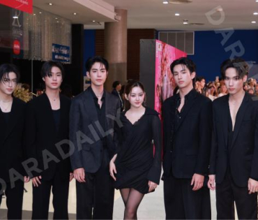 บรรยากาศรอบปฐมทัศน์ ละครเวที วันสละโสดกับโจทก์เก่าๆ เดอะสรวนมิวสิคัล นำแสดงโดย เจมส์ มาร์, แพร์ พิชช