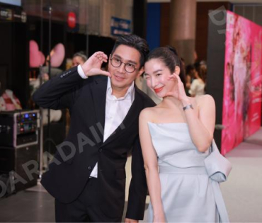 บรรยากาศรอบปฐมทัศน์ ละครเวที วันสละโสดกับโจทก์เก่าๆ เดอะสรวนมิวสิคัล นำแสดงโดย เจมส์ มาร์, แพร์ พิชช