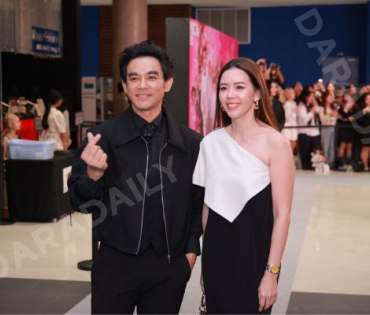 บรรยากาศรอบปฐมทัศน์ ละครเวที วันสละโสดกับโจทก์เก่าๆ เดอะสรวนมิวสิคัล นำแสดงโดย เจมส์ มาร์, แพร์ พิชช