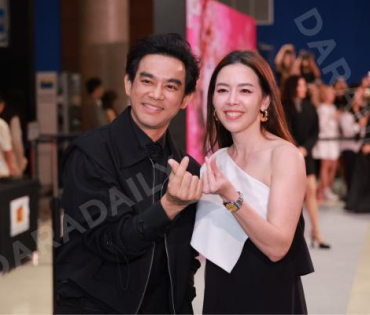 บรรยากาศรอบปฐมทัศน์ ละครเวที วันสละโสดกับโจทก์เก่าๆ เดอะสรวนมิวสิคัล นำแสดงโดย เจมส์ มาร์, แพร์ พิชช