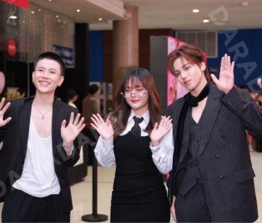 บรรยากาศรอบปฐมทัศน์ ละครเวที วันสละโสดกับโจทก์เก่าๆ เดอะสรวนมิวสิคัล นำแสดงโดย เจมส์ มาร์, แพร์ พิชช