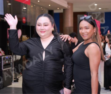 บรรยากาศรอบปฐมทัศน์ ละครเวที วันสละโสดกับโจทก์เก่าๆ เดอะสรวนมิวสิคัล นำแสดงโดย เจมส์ มาร์, แพร์ พิชช