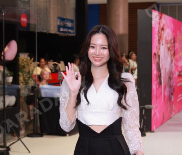 บรรยากาศรอบปฐมทัศน์ ละครเวที วันสละโสดกับโจทก์เก่าๆ เดอะสรวนมิวสิคัล นำแสดงโดย เจมส์ มาร์, แพร์ พิชช