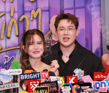 บรรยากาศรอบปฐมทัศน์ ละครเวที วันสละโสดกับโจทก์เก่าๆ เดอะสรวนมิวสิคัล นำแสดงโดย เจมส์ มาร์, แพร์ พิชช