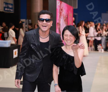 บรรยากาศรอบปฐมทัศน์ ละครเวที วันสละโสดกับโจทก์เก่าๆ เดอะสรวนมิวสิคัล นำแสดงโดย เจมส์ มาร์, แพร์ พิชช