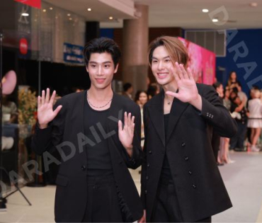 บรรยากาศรอบปฐมทัศน์ ละครเวที วันสละโสดกับโจทก์เก่าๆ เดอะสรวนมิวสิคัล นำแสดงโดย เจมส์ มาร์, แพร์ พิชช