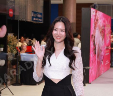 บรรยากาศรอบปฐมทัศน์ ละครเวที วันสละโสดกับโจทก์เก่าๆ เดอะสรวนมิวสิคัล นำแสดงโดย เจมส์ มาร์, แพร์ พิชช