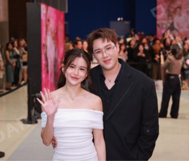 บรรยากาศรอบปฐมทัศน์ ละครเวที วันสละโสดกับโจทก์เก่าๆ เดอะสรวนมิวสิคัล นำแสดงโดย เจมส์ มาร์, แพร์ พิชช