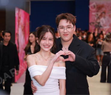 บรรยากาศรอบปฐมทัศน์ ละครเวที วันสละโสดกับโจทก์เก่าๆ เดอะสรวนมิวสิคัล นำแสดงโดย เจมส์ มาร์, แพร์ พิชช