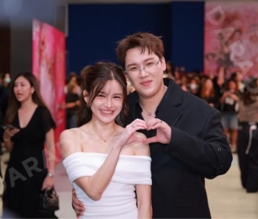 บรรยากาศรอบปฐมทัศน์ ละครเวที วันสละโสดกับโจทก์เก่าๆ เดอะสรวนมิวสิคัล นำแสดงโดย เจมส์ มาร์, แพร์ พิชช