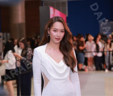 บรรยากาศรอบปฐมทัศน์ ละครเวที วันสละโสดกับโจทก์เก่าๆ เดอะสรวนมิวสิคัล นำแสดงโดย เจมส์ มาร์, แพร์ พิชช