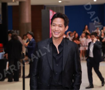 บรรยากาศรอบปฐมทัศน์ ละครเวที วันสละโสดกับโจทก์เก่าๆ เดอะสรวนมิวสิคัล นำแสดงโดย เจมส์ มาร์, แพร์ พิชช