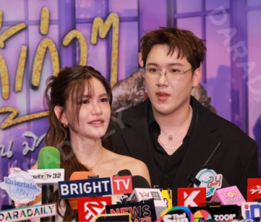 บรรยากาศรอบปฐมทัศน์ ละครเวที วันสละโสดกับโจทก์เก่าๆ เดอะสรวนมิวสิคัล นำแสดงโดย เจมส์ มาร์, แพร์ พิชช