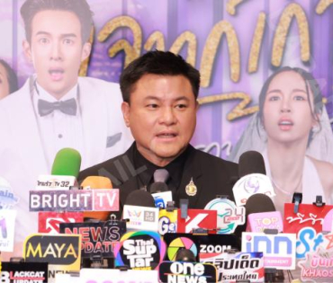 บรรยากาศรอบปฐมทัศน์ ละครเวที วันสละโสดกับโจทก์เก่าๆ เดอะสรวนมิวสิคัล นำแสดงโดย เจมส์ มาร์, แพร์ พิชช