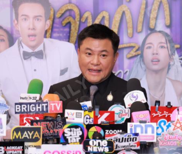 บรรยากาศรอบปฐมทัศน์ ละครเวที วันสละโสดกับโจทก์เก่าๆ เดอะสรวนมิวสิคัล นำแสดงโดย เจมส์ มาร์, แพร์ พิชช