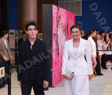 บรรยากาศรอบปฐมทัศน์ ละครเวที วันสละโสดกับโจทก์เก่าๆ เดอะสรวนมิวสิคัล นำแสดงโดย เจมส์ มาร์, แพร์ พิชช