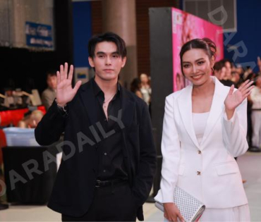 บรรยากาศรอบปฐมทัศน์ ละครเวที วันสละโสดกับโจทก์เก่าๆ เดอะสรวนมิวสิคัล นำแสดงโดย เจมส์ มาร์, แพร์ พิชช