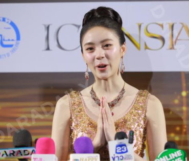 งาน ICONSIAM THAICONIC LOY KRATHONG 2025