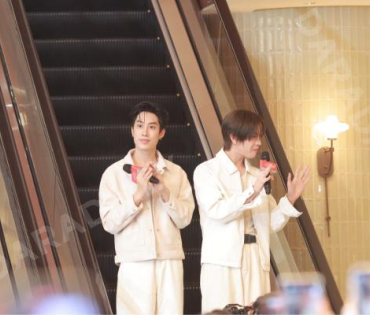 งาน “Sewa Glow Reborn” พบ เจนเย่ เมธิกา 