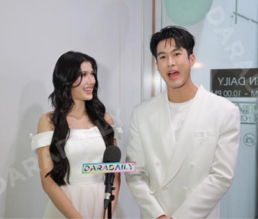 งานเปิดไฟต้นคริสต์มาส MBK Center Sparkling Happiness Light Up Ceremony