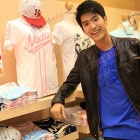 เต๋อ, พีค, ซันนี่ นำทัพนักแสดงจาก GTH ร่วมงานเปิด shop