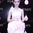 ญาญ่า มาร์ช ในชุดสีชมพูสุดฟรุ้งฟริ้ง