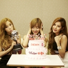 ภาพสุดน่ารักของสามสาว TTS แทยอน, ทิฟฟานี่ และซอฮยอน หลังงานคอนเสิร์ต