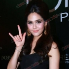 "ชมพู่ อารยา" ในชุดสีดำสุดฟรุ้งฟริ้ง