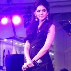 "ชมพู่ อารยา" ในชุดสีดำสุดฟรุ้งฟริ้ง