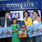 หมาก-ปริญ, นก, วาววา นำทีมนักแสดงละครภพรักและบางระจัน เยี่ยมเยียนสื่อมวลชน