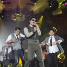 สุดฟิน! "ฮั่น-แกง" โชว์เซอร์ไพร์สกลางเวทีคอนเสิร์ต