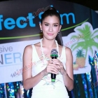 "ปู-ไปรยา" โชว์หุ่นเป๊ะในงาน "1st Exclusive Dinner Cruise"