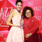 "กัปตัน&ไวท์" ควงคู่นำทัพเหล่าดารา-คนดัง ร่วมงาน "Kazz Awards 2015"