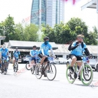 รวมภาพบรรยากาศเหล่า "ศิลปิน-คนดัง" พร้อมใจกันร่วมกิจกรรม "Bike for Mom ปั่นเพื่อแม่"