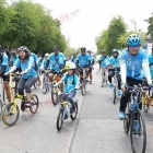 รวมภาพบรรยากาศเหล่า "ศิลปิน-คนดัง" พร้อมใจกันร่วมกิจกรรม "Bike for Mom ปั่นเพื่อแม่"