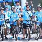 รวมภาพบรรยากาศเหล่า "ศิลปิน-คนดัง" พร้อมใจกันร่วมกิจกรรม "Bike for Mom ปั่นเพื่อแม่"