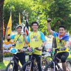 รวมภาพเหล่าคนบันเทิงพร้อมใจร่วมกิจกรรม “ปั่นเพื่อพ่อ Bike for Dad”