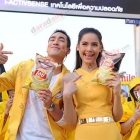 "ณเดชน์-ญาญ่า" ร่วมฉลองความสำเร็จแคมเปญ เลย์สไมล์