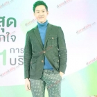 "เจมส์จิ-แต้ว" นำทีมดินหน้าเปิดแคมเปญค่ายโทรศัพท์