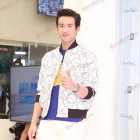 "เจมส์ มาร์" ออกงานในชุดสุดเท่ 