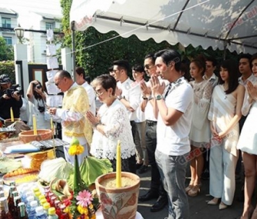 ค่ายชลลัมพี บวงสรวงละคร 2 เรื่อง "มาตุภูมิแห่งหัวใจ" กับ "มนตราลายหงส์"