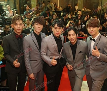 เหล่าดารา-คนดัง ร่วมเดินพรมแดงงาน "DaradailyTheGreatAwards6"