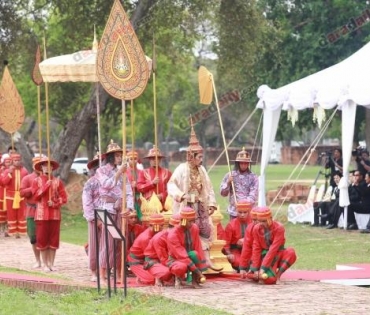 ยิ่งใหญ่อลังการ “หม่อมน้อย” นำทีมนักแสดง “ศรีอโยธยา” บวงสรวง "บูรพกษัตราธิราชเจ้า"