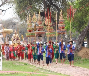 ยิ่งใหญ่อลังการ “หม่อมน้อย” นำทีมนักแสดง “ศรีอโยธยา” บวงสรวง "บูรพกษัตราธิราชเจ้า"