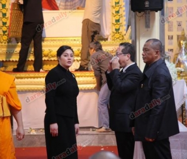 พิธีพระราชทานเพลิงศพ "แม่เล็ก" แม่นักแสดงสาว "ตั๊ก บงกช"  