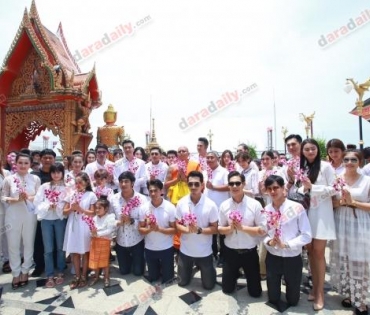 ดาราร่วมงานไหว้ครูของบริษัทสามเศียร-ดาราวิดีโอ-ดีด้า