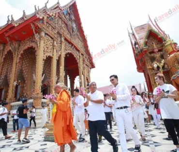 ดาราร่วมงานไหว้ครูของบริษัทสามเศียร-ดาราวิดีโอ-ดีด้า