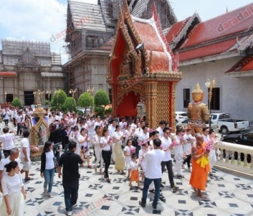 ดาราร่วมงานไหว้ครูของบริษัทสามเศียร-ดาราวิดีโอ-ดีด้า