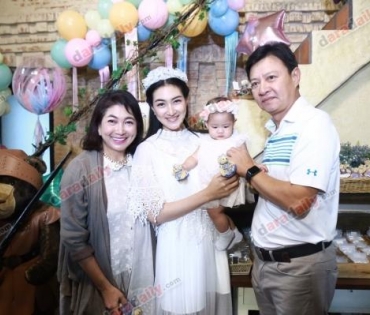 เปิดปราสาท Teddy Castle ไปพร้อมกับ "แพนเค้ก เขมนิจ"